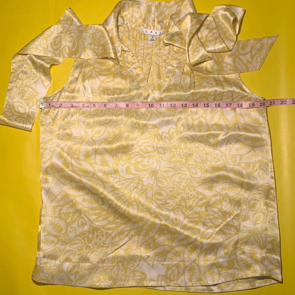 CABI SILK sleeveless bow blouse - Picture 6 of 7